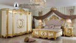 Set Tempat Tidur Mewah Tugrahan Gold Mewah Klasik Modern